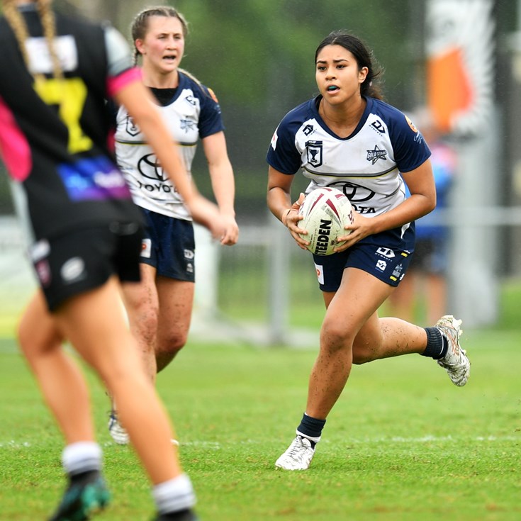 Gold Stars duo signed by Titans for NRLW season